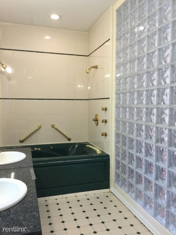Building Photo - 3 br, 2.5 bath House - 10 Marble Pl