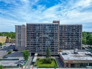 Building Photo - 150-38 Union Tpke