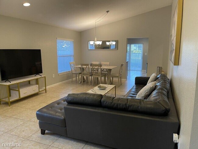 Building Photo - 4 br, 2 bath House - 520 Southridge Rd