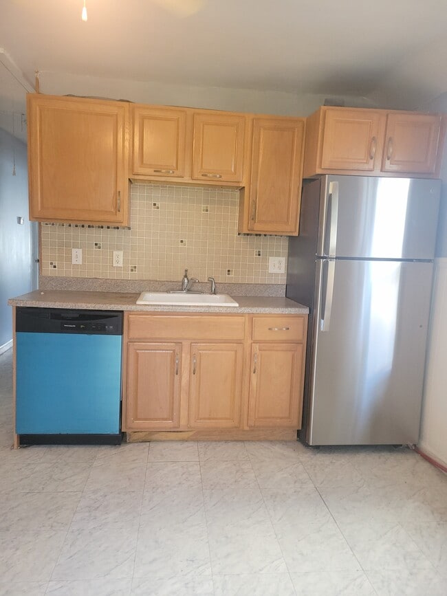 Kitchen1 - 58 Beech St