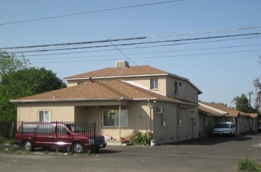 Primary Photo - 5702 Lindhurst Ave