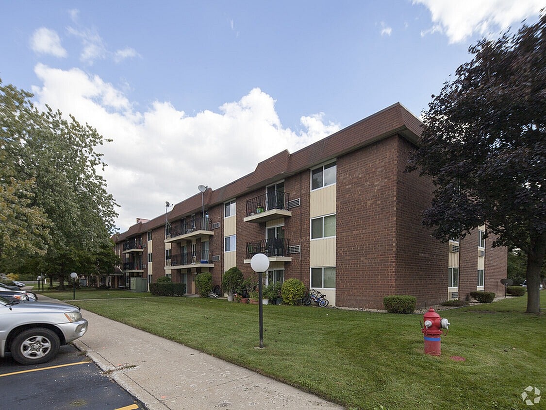 850 Corey Lane, Wheeling, IL