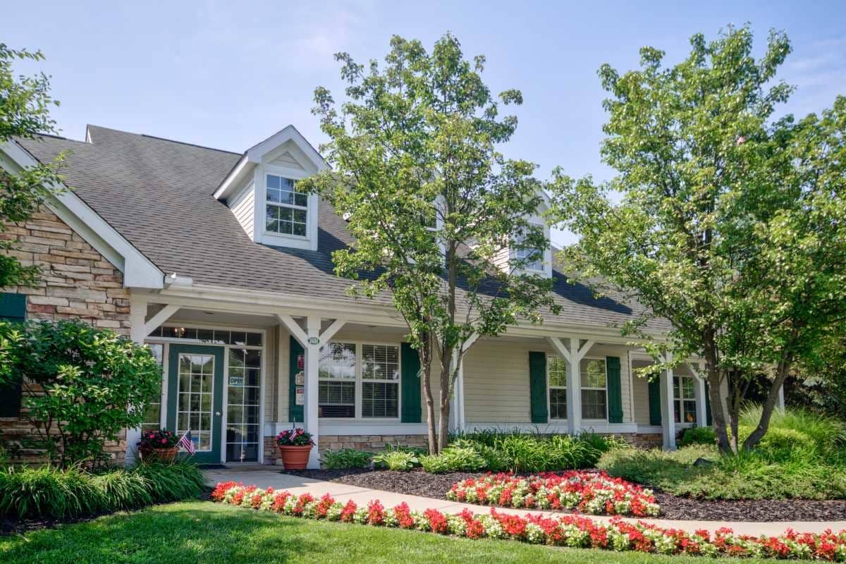 Lake Village Rochester Hills Apartments Rochester Hills, MI