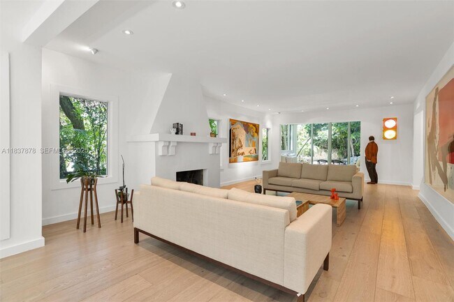 Foto del edificio - 4286 Douglas Rd