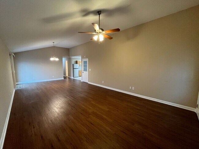 Foto del edificio - 61 Corley Ave