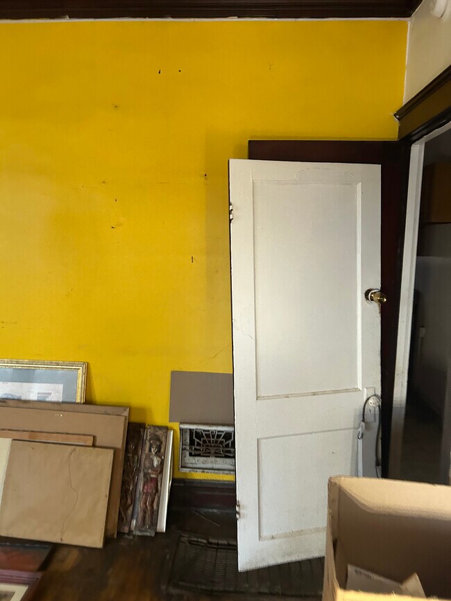 Foto del edificio - 5479 Claxton Ave