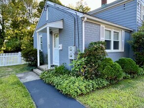 Building Photo - 55 Greenlawn Dr