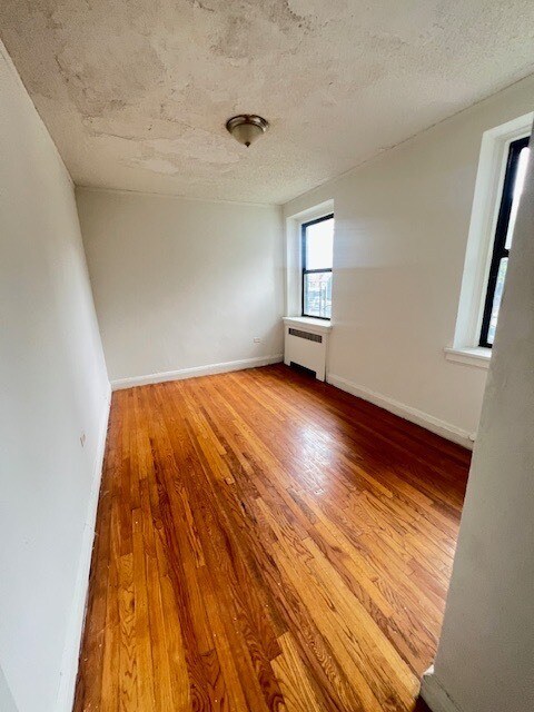 Foto del edificio - 625 Gramatan Ave