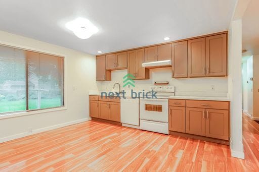 Foto del edificio - Stunning cul-de-sac residence near Odle Middle School and Bellevue Aquatic Center!