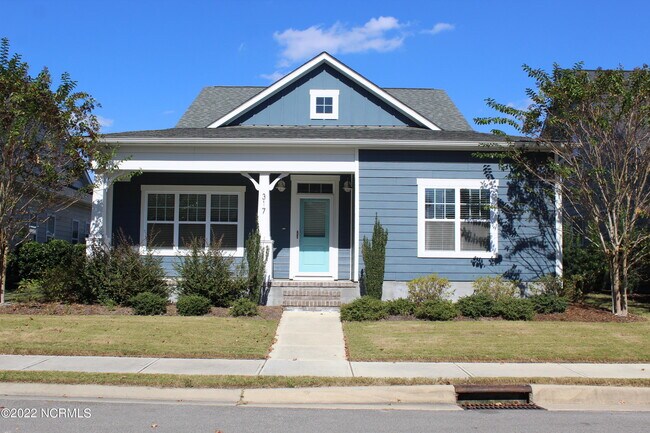 Foto del edificio - 317 Hanover Lakes Dr