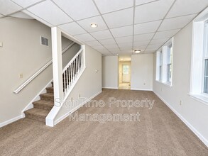 Building Photo - 202 Fairground Ave