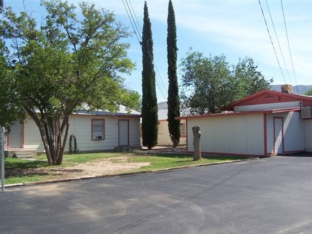 Foto del edificio - 1707 Hawaii Ave