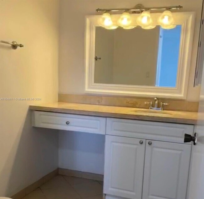 Foto del edificio - 4641 NW 97th Ct