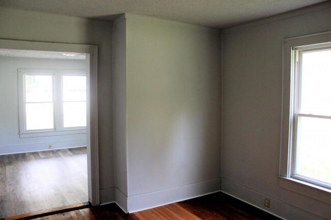 Foto del edificio - 1043 N. Scales Street
