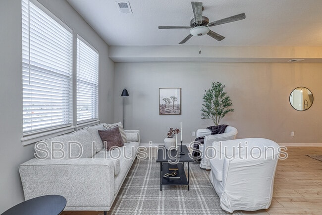 Foto del edificio - 27310 E Oak Vw Dr