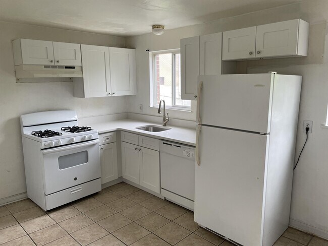 Foto del edificio - 448 Brierly Ln