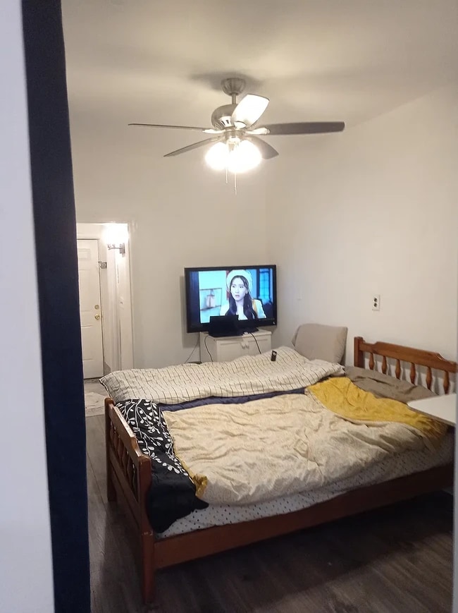3rd bedroom - 415 N Chester St