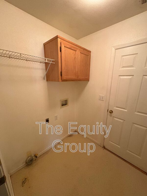 Building Photo - 5520 W La Vida Ct