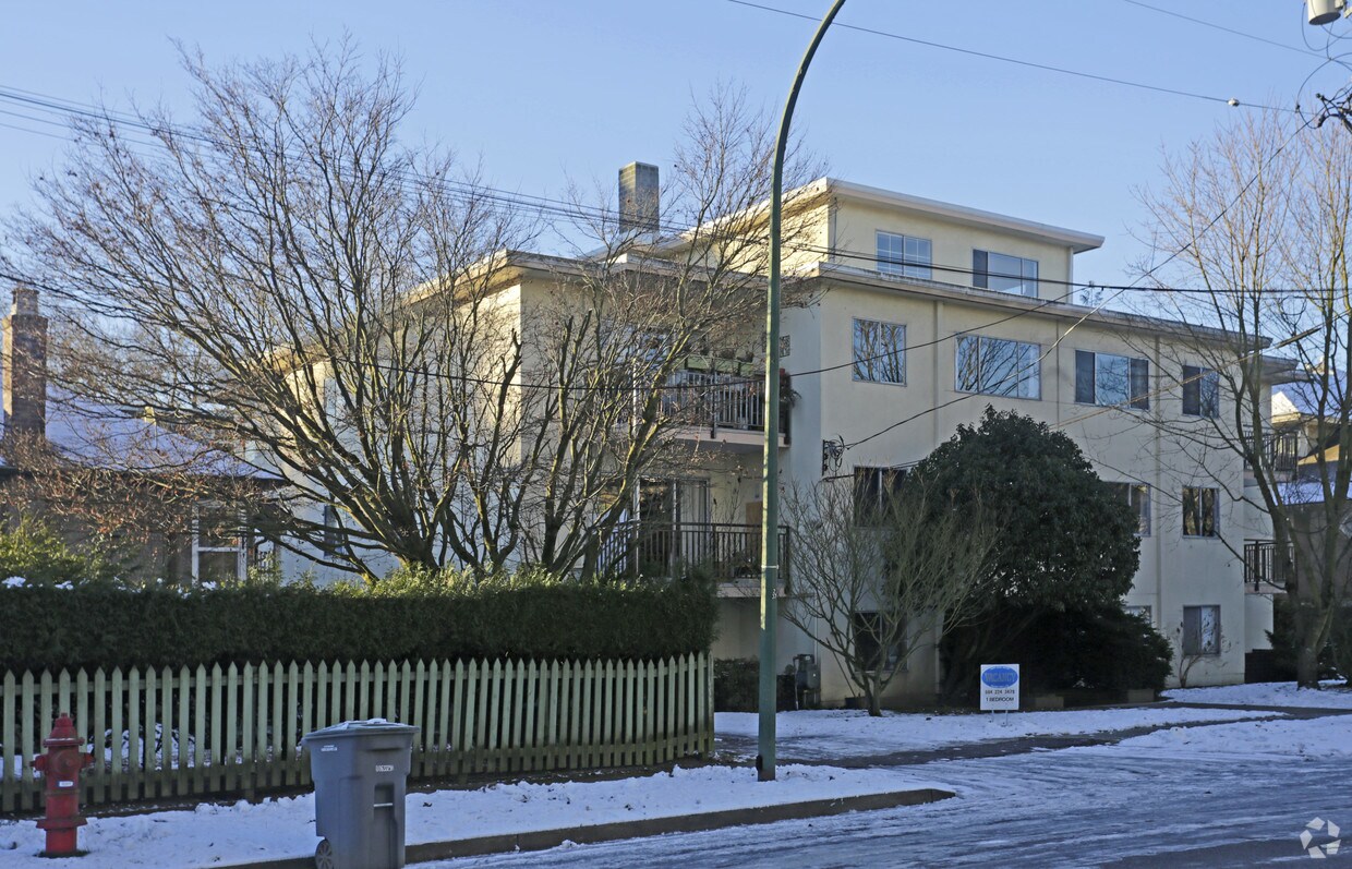 Building Photo - Highbury Place