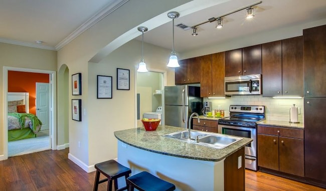 Foto del edificio - 2951 N Loop 336 W