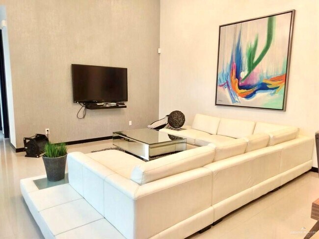 Foto del edificio - 205 N Mockingbird Ave
