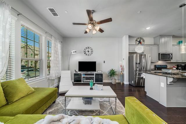 Foto del edificio - 1526 Windermere Wy