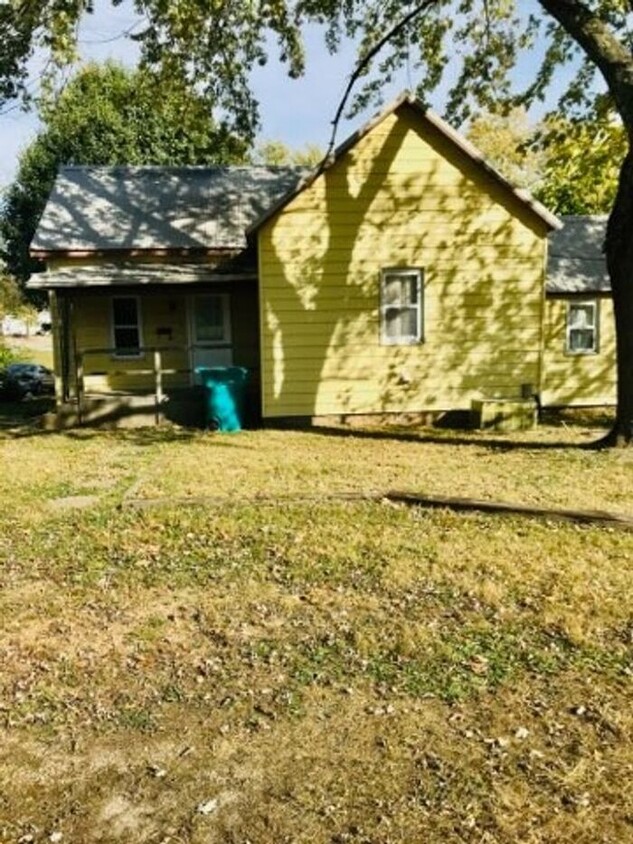 Foto principal - 212 W Jackson Ave