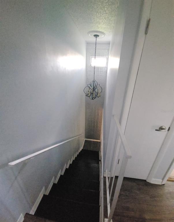 Foto del edificio - 1548 SE 27th St