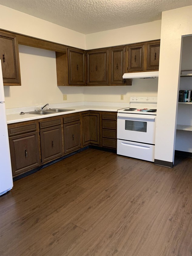 2095 5th Ave Unit 6, Marion, IA 52302 Apartment for Rent in Marion