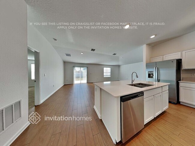 Foto del edificio - 1074 Caitlin Loop