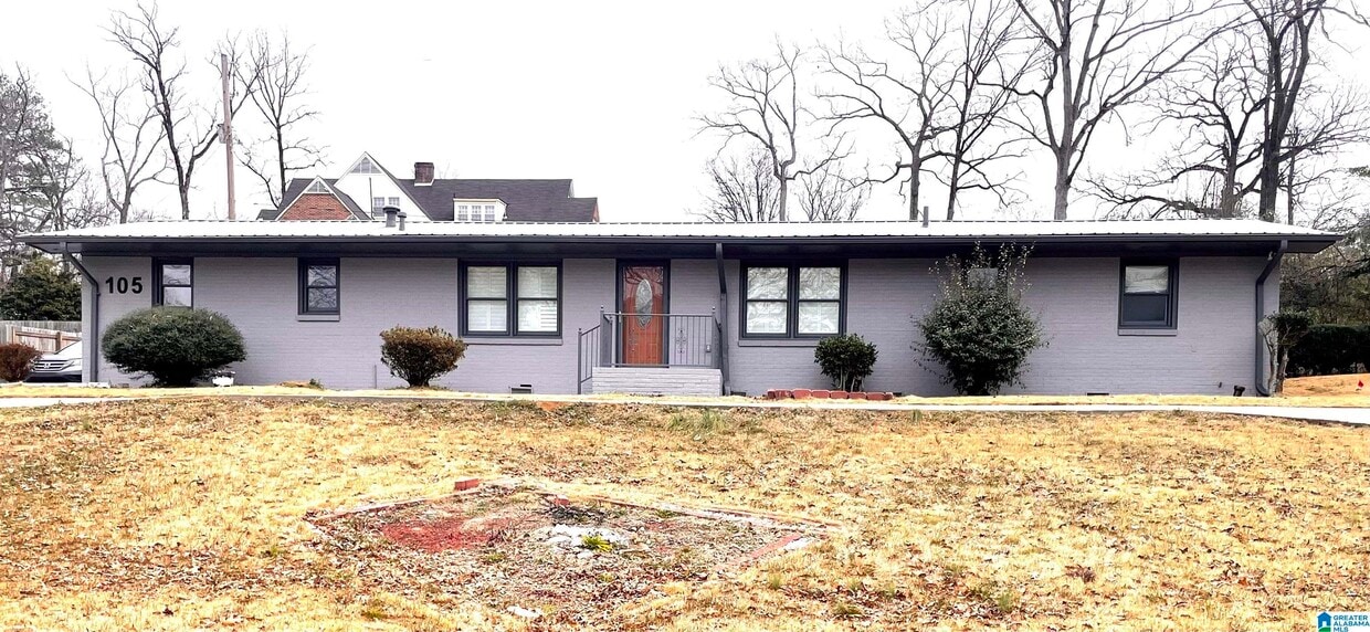 Primary Photo - 105 Woodland Rd
