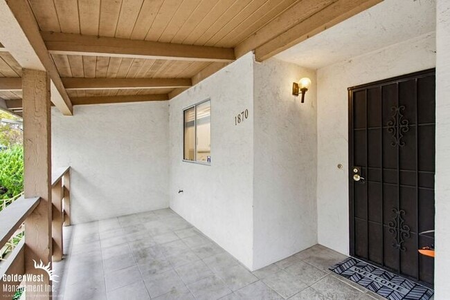 Building Photo - Charming 2Bdm 2Ba Condo with Scenic Views in Lake San Marcos!