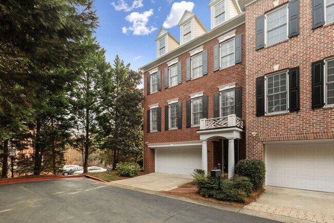 Building Photo - 2313 Ivy English Ct