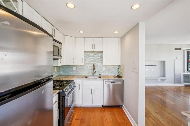 Building Photo - 1245 13th St NW