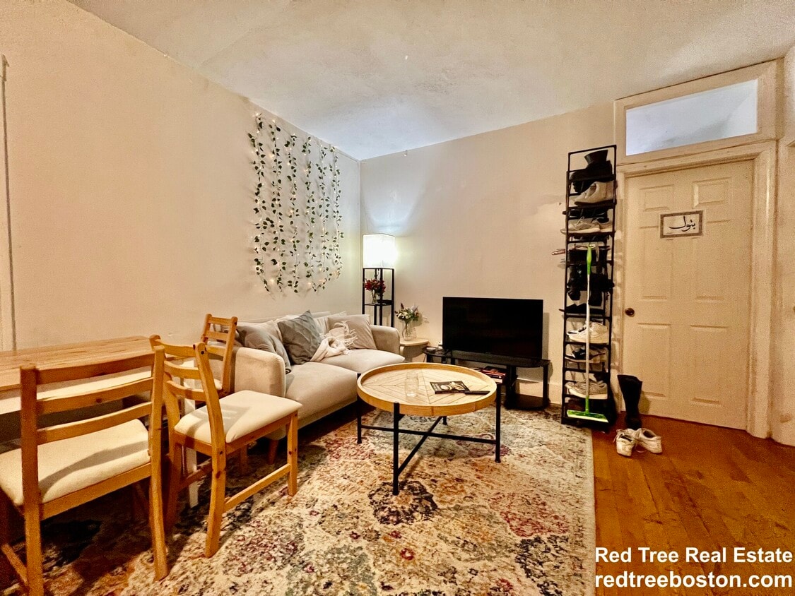 Photo - 3 Warwick St. Unit 2