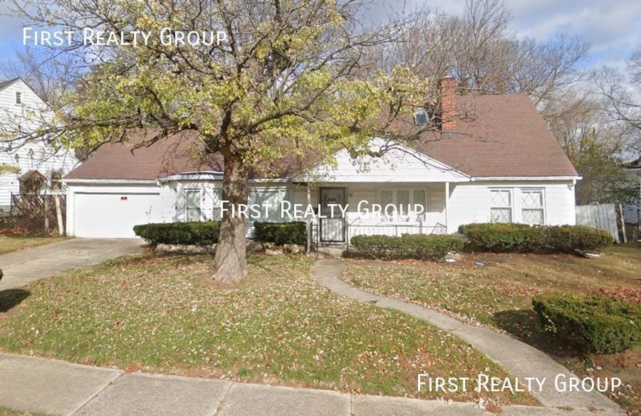 Primary Photo - Coming Soon!! Spacious 4 Bedroom, 2.5 Bath...