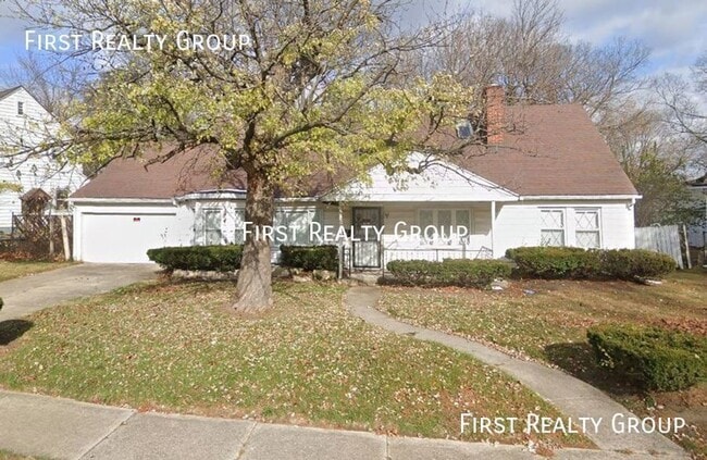 Photo - 330 Verona Rd House