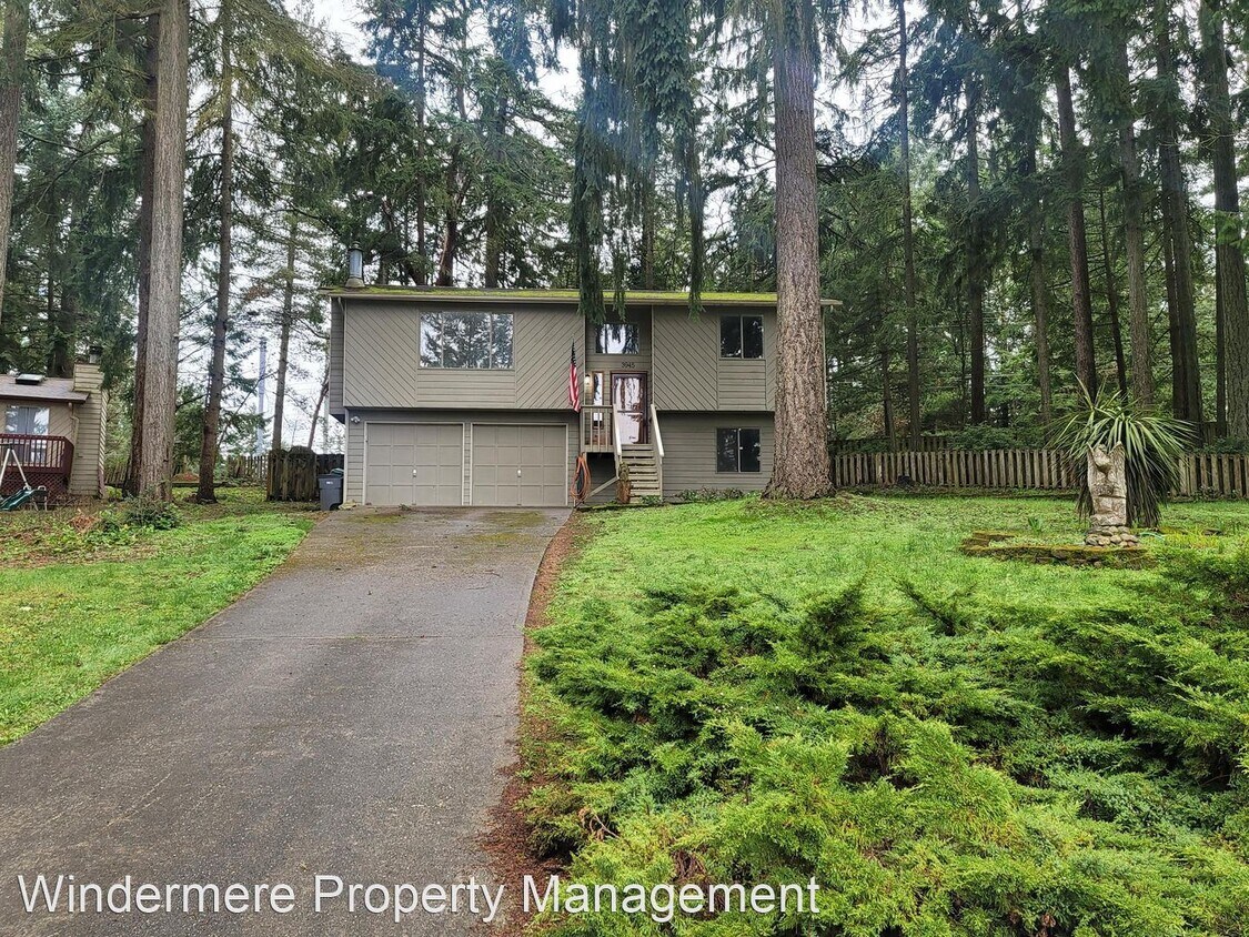 Foto principal - 3 br, 1.5 bath House - 3945 Fischer Park A...