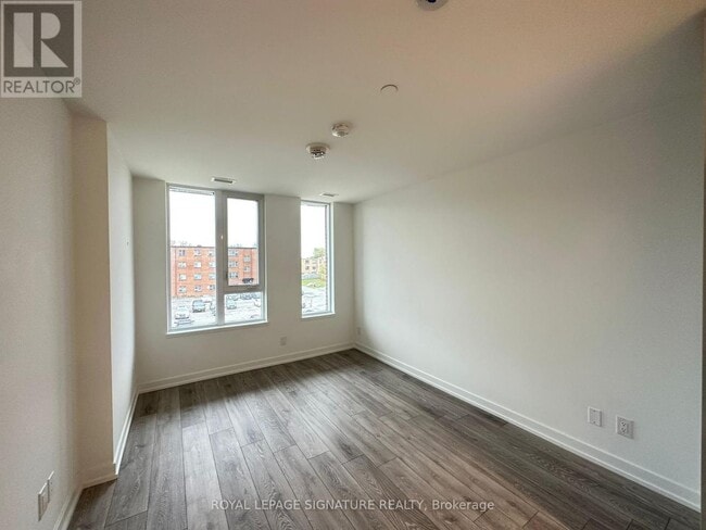 Building Photo - 11-211 Maryport Ave