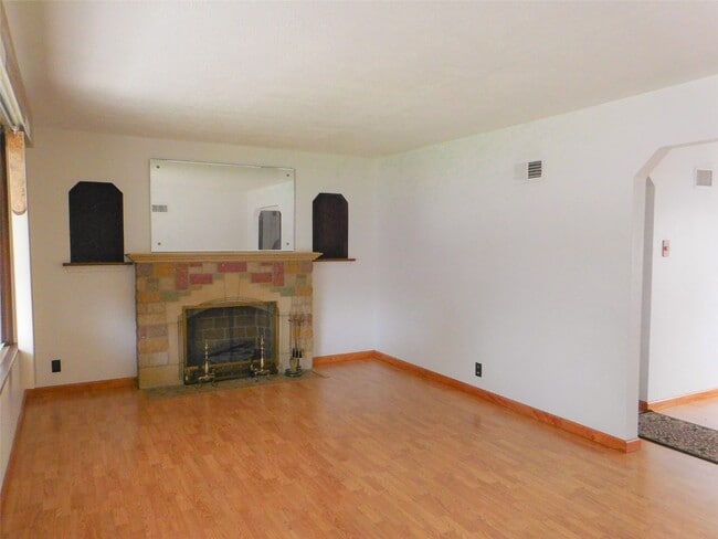 Foto del edificio - 2031 Ranchdale Dr