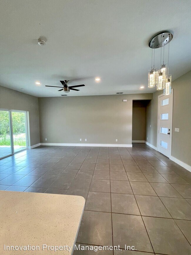 Building Photo - 4 br, 2 bath House - 302 Salmon Way