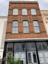 Building Photo - 2415 Market St