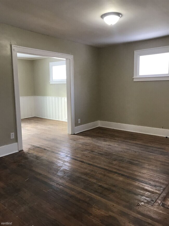 Building Photo - 3 br, 1 bath House - 17233 Patton St