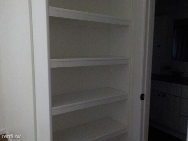 Foto del edificio - 1 br, 1 bath House - 14424 Steeple Ridge Road