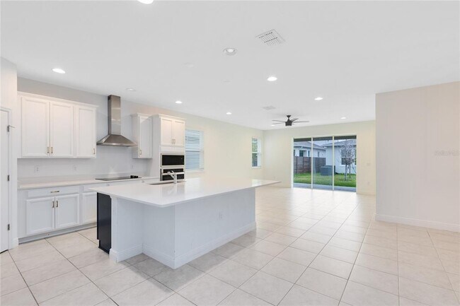 Foto del edificio - 19331 Banfield Pl