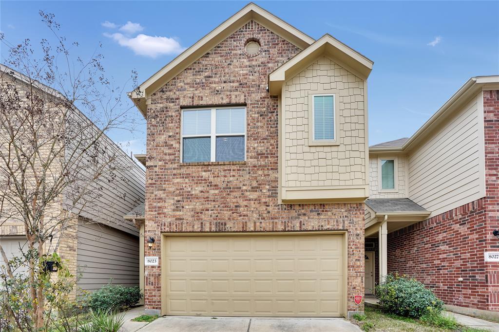Foto principal - 8023 Villa Lago Ln