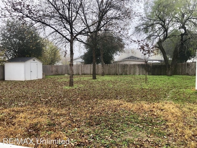 Building Photo - 2 br, 1 bath House - 710 W Malone Ave