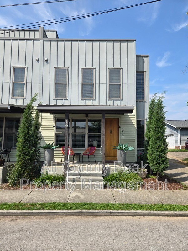 Building Photo - 259 W 19th St