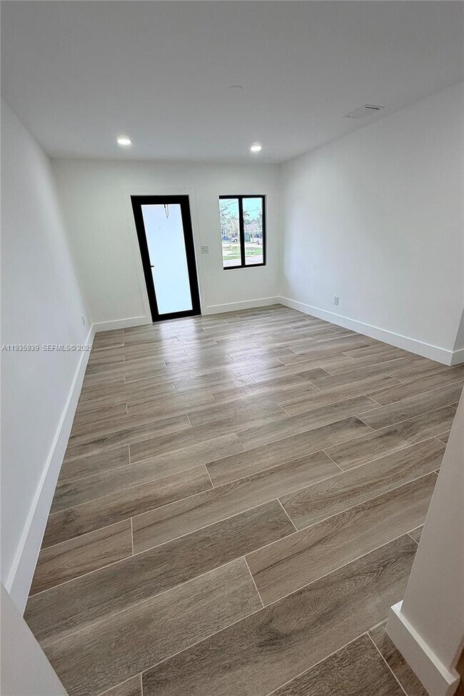 Foto del edificio - 1526 SW 65th Ave