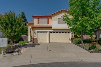 Building Photo - 26 Bridgeford Ct